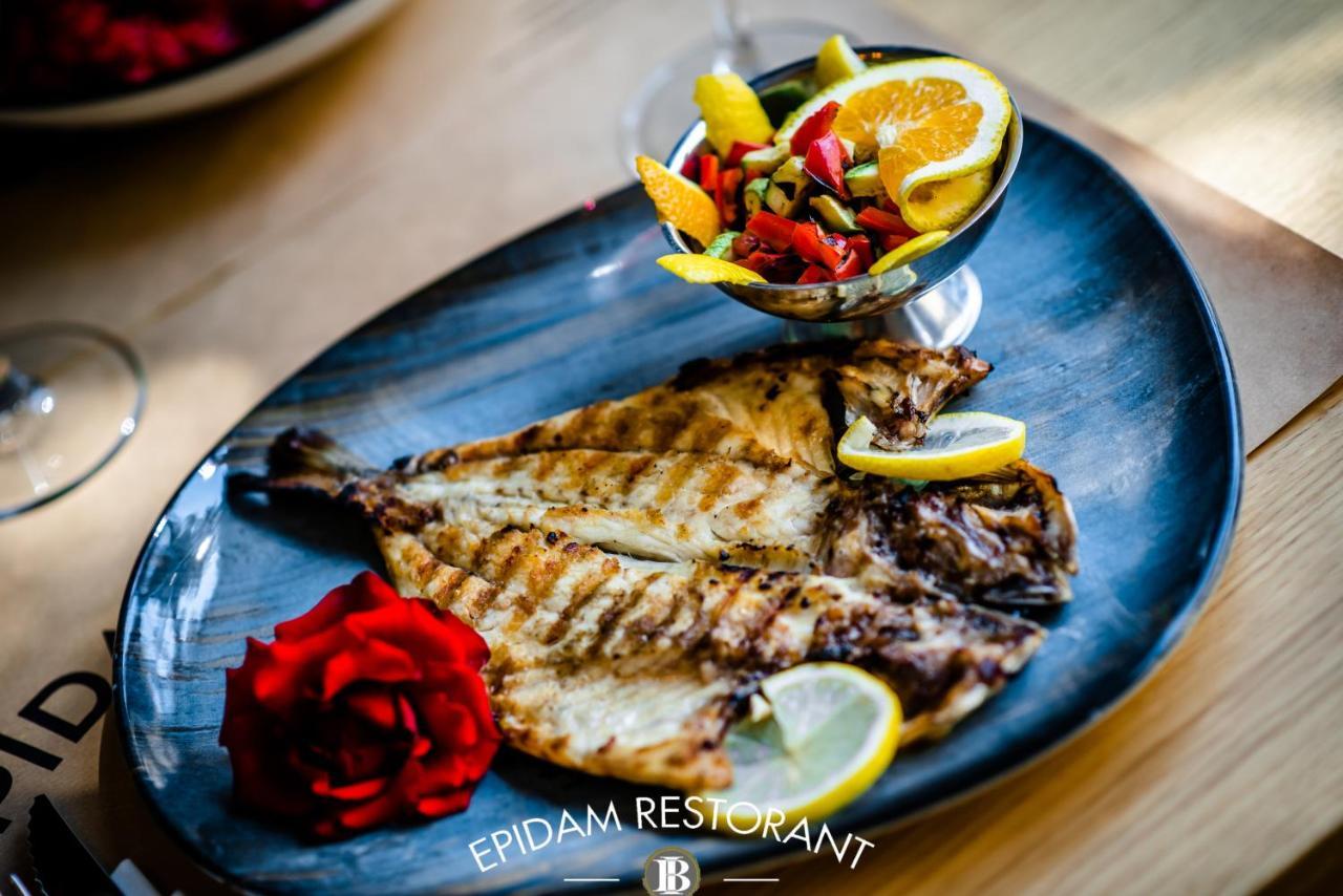 Illyrian Boutique Hotel Σαράντα Εξωτερικό φωτογραφία